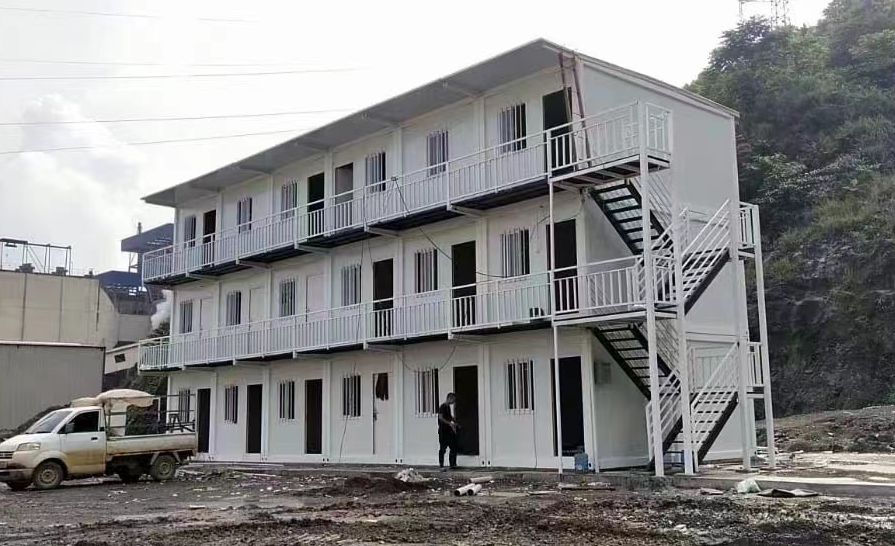 Detachable container house