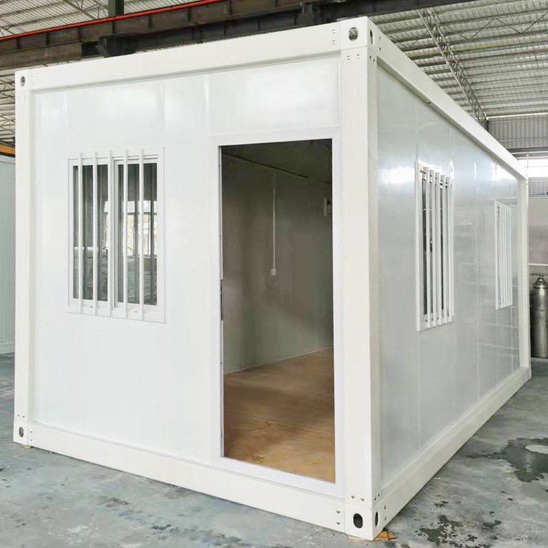 Wind-resistant mobile shelters