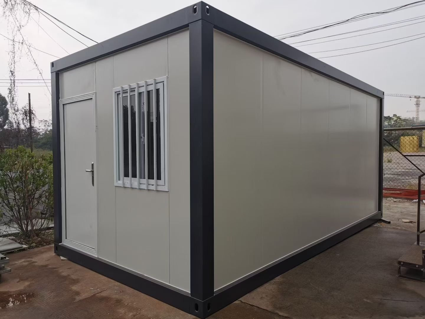 Low Price Cbox Custom Design 20ft 40ft Tiny House Container Store For Sale